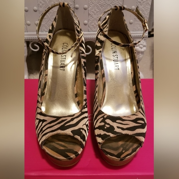 Satin Metallic Tiger Print Wedges - Picture 2 of 5